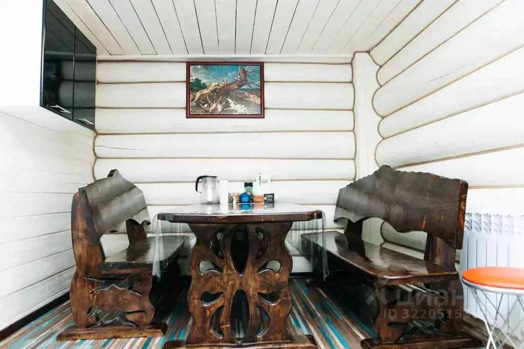 Дом в Пермский край, Губахинский муниципальный округ, Усьва рп ул. ... - Фото 1