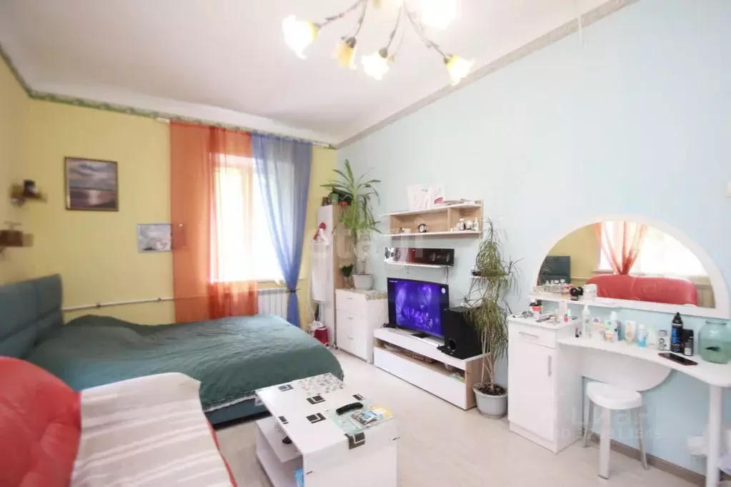 3-к кв. Калужская область, Калуга ул. Константиновых, 15 (70.0 м) - Фото 1