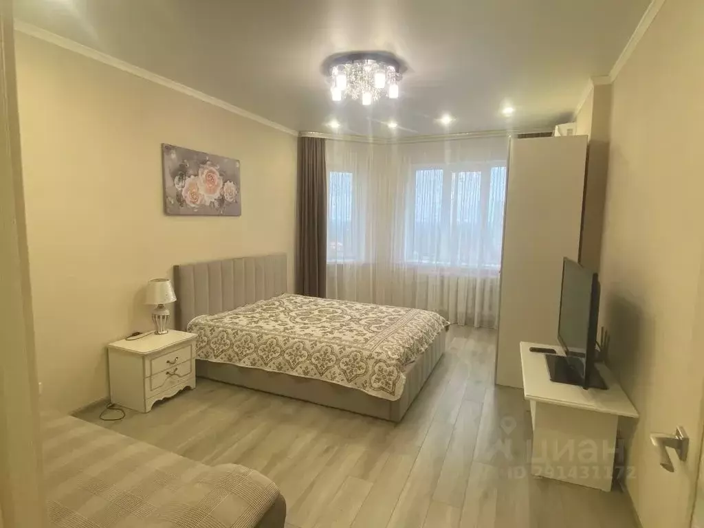 1-к кв. Брянская область, Брянск Красноармейская ул., 42 (45.0 м) - Фото 1