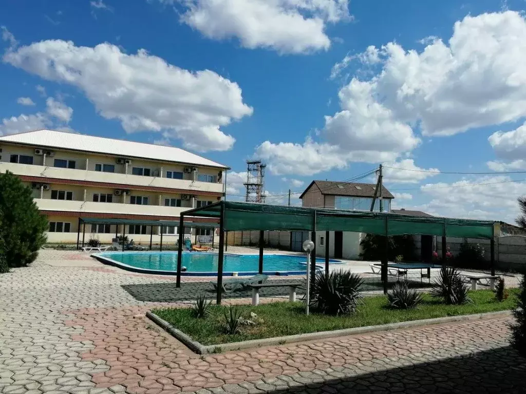 Студия Крым, Сакский район, с. Молочное ул. Первомайская, 56 (32.0 м) - Фото 1