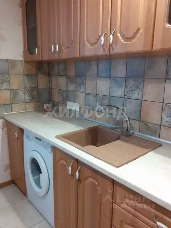 2-к кв. Белгородская область, Белгород ул. Щорса, 39а (62.0 м) - Фото 1