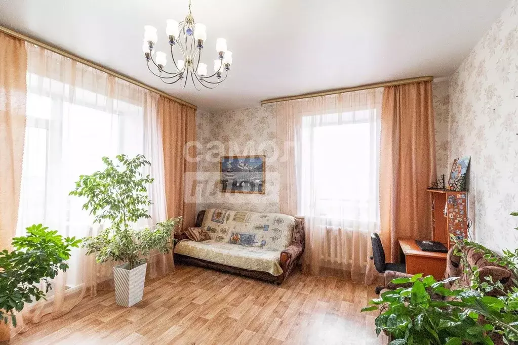 3-к кв. Омская область, Омск ул. 10 лет Октября, 115 (85.0 м) - Фото 1