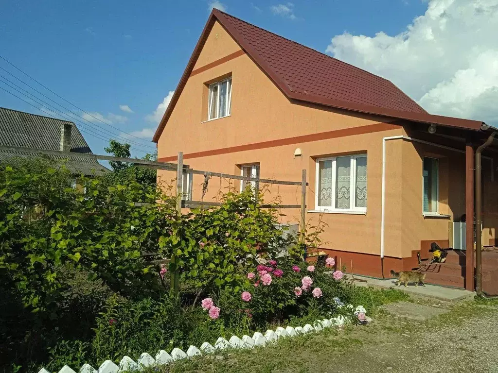 Дом в Калининградская область, Гвардейский муниципальный округ, пос. ... - Фото 1