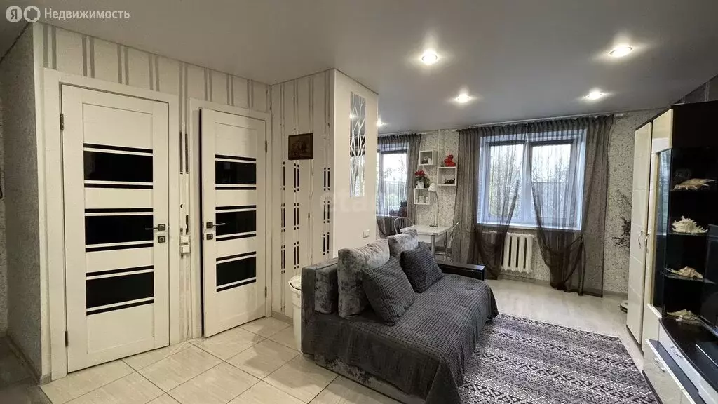 3-комнатная квартира: Миасс, улица Менделеева, 4 (58 м) - Фото 1