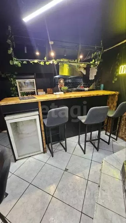 Помещение свободного назначения в Удмуртия, Ижевск ул. Карла Маркса, ... - Фото 2