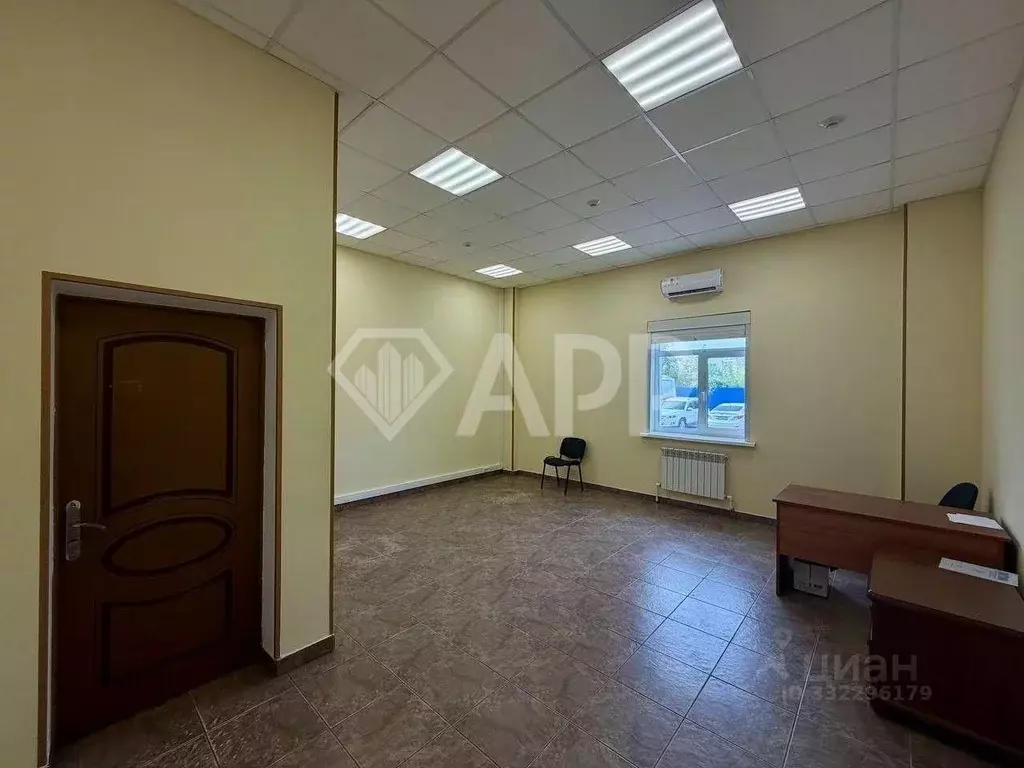 Офис в Брянская область, Брянск ул. 7-я Линия, 42 (33 м) - Фото 1