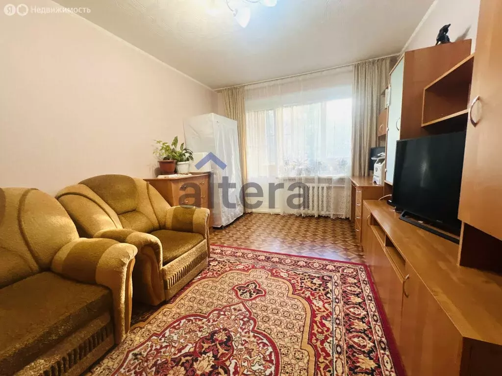 1-комнатная квартира: Новочебоксарск, улица 10-й Пятилетки, 13 (36 м) - Фото 1
