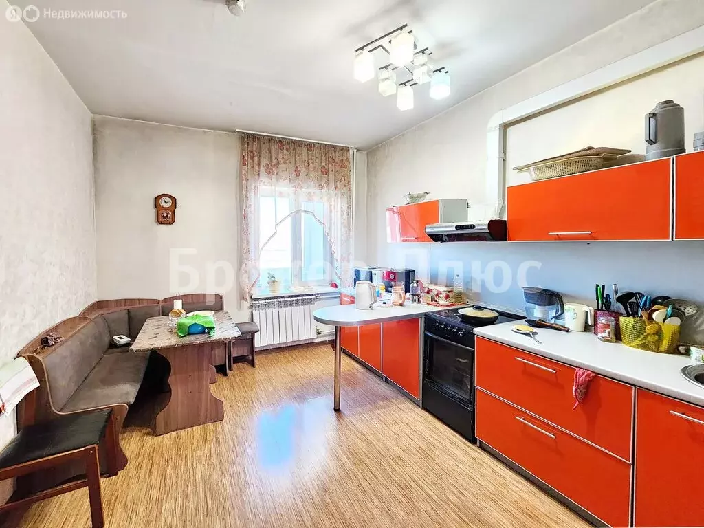 3-комнатная квартира: Кызыл, улица Ооржака Лопсанчапа, 35 (69 м) - Фото 1