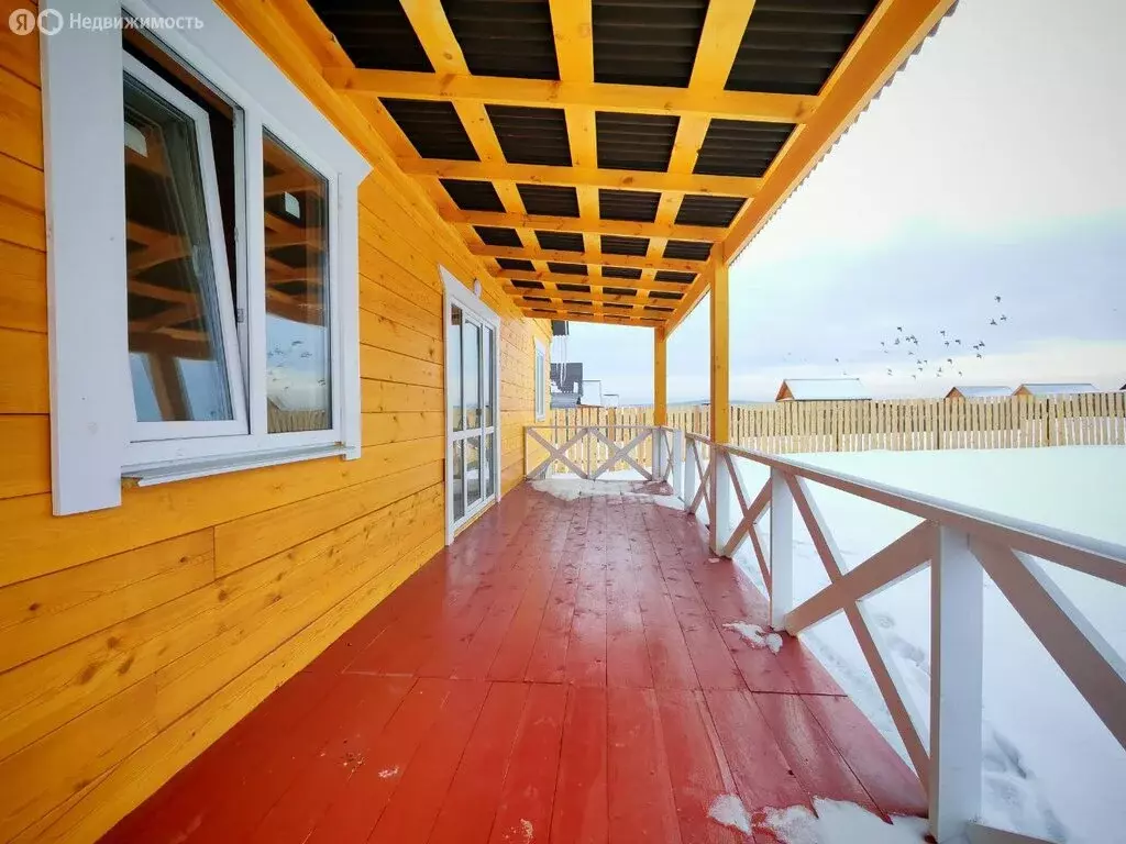 Дом в село Урик, Лесная улица (220 м) - Фото 2