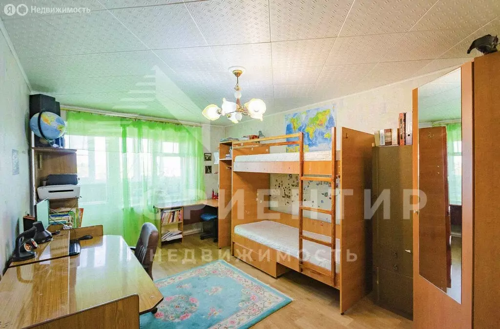 3-комнатная квартира: Екатеринбург, Латвийская улица, 41 (63.8 м) - Фото 0
