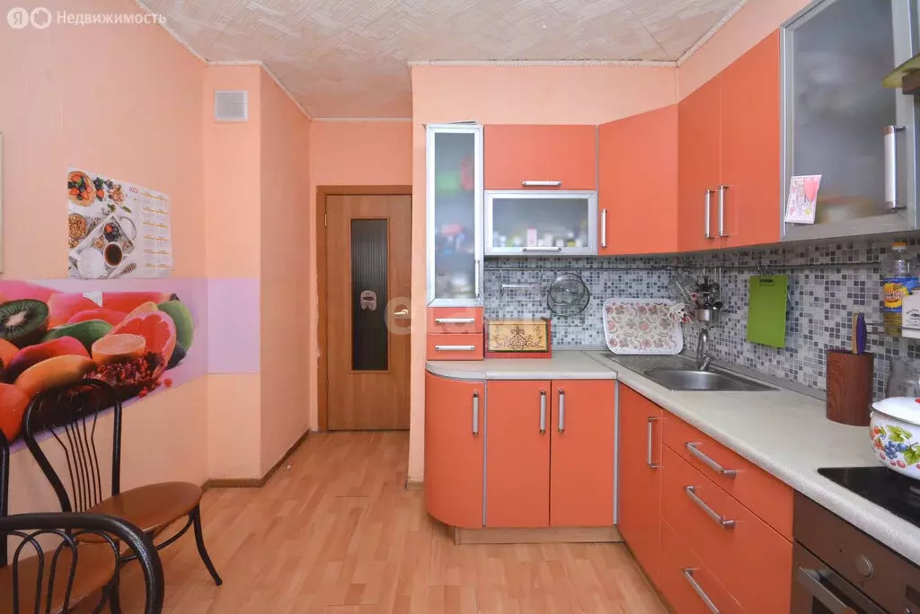 3-комнатная квартира: Якутск, 202-й микрорайон, 9 (65.8 м) - Фото 2