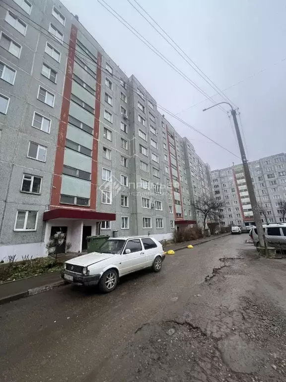 1-к кв. Кировская область, Киров Юго-Западный мкр, ул. Космонавта ... - Фото 0