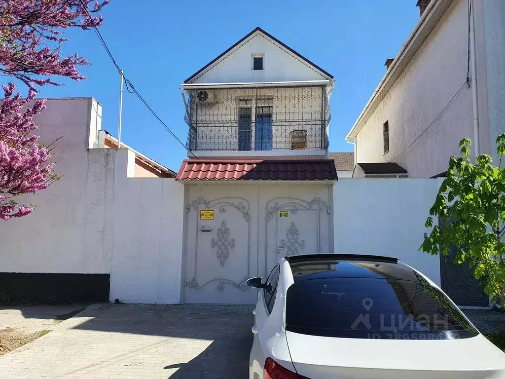 Дом в Крым, Евпатория ул. Пушкина, 55 (120 м) - Фото 1