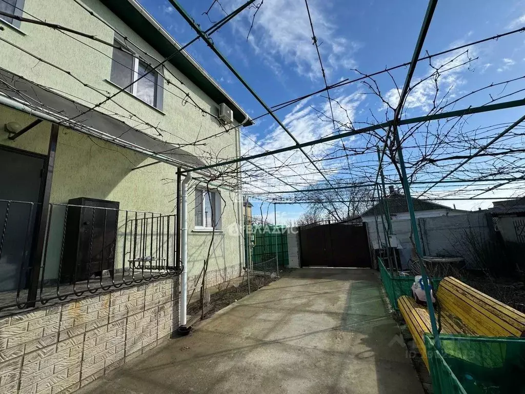 Дом в Крым, Керчь ул. Курганная, 23 (300 м) - Фото 1