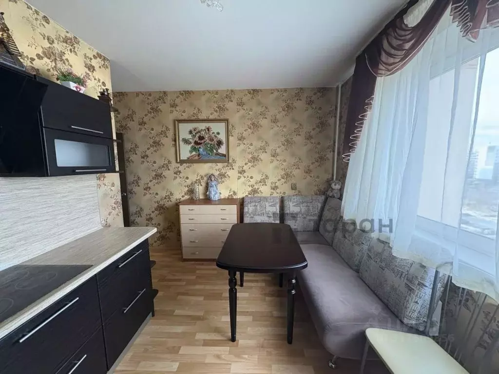 2-к кв. Челябинская область, Челябинск ул. Трашутина, 17 (65.0 м) - Фото 1