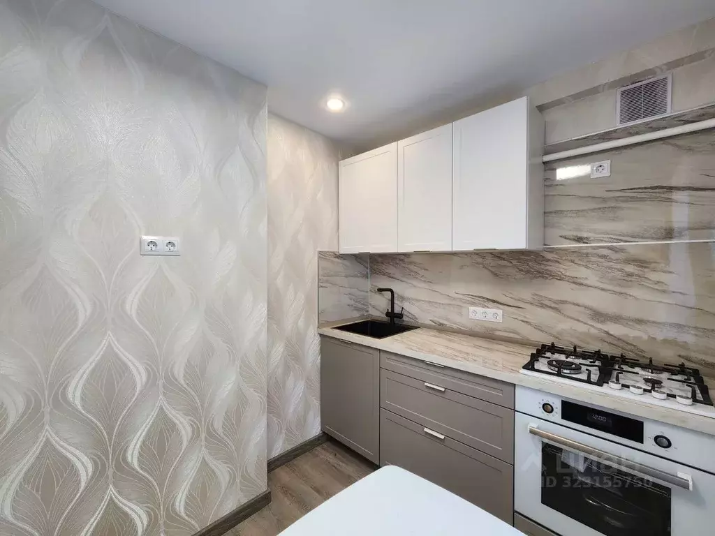 3-к кв. Воронежская область, Воронеж ул. Космонавта Комарова, 6 (55.0 ... - Фото 1