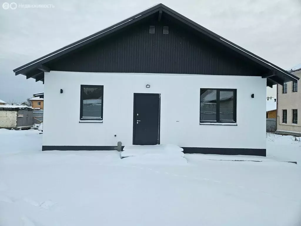 Дом в Свердловская область, Белоярский муниципальный округ, деревня ... - Фото 1