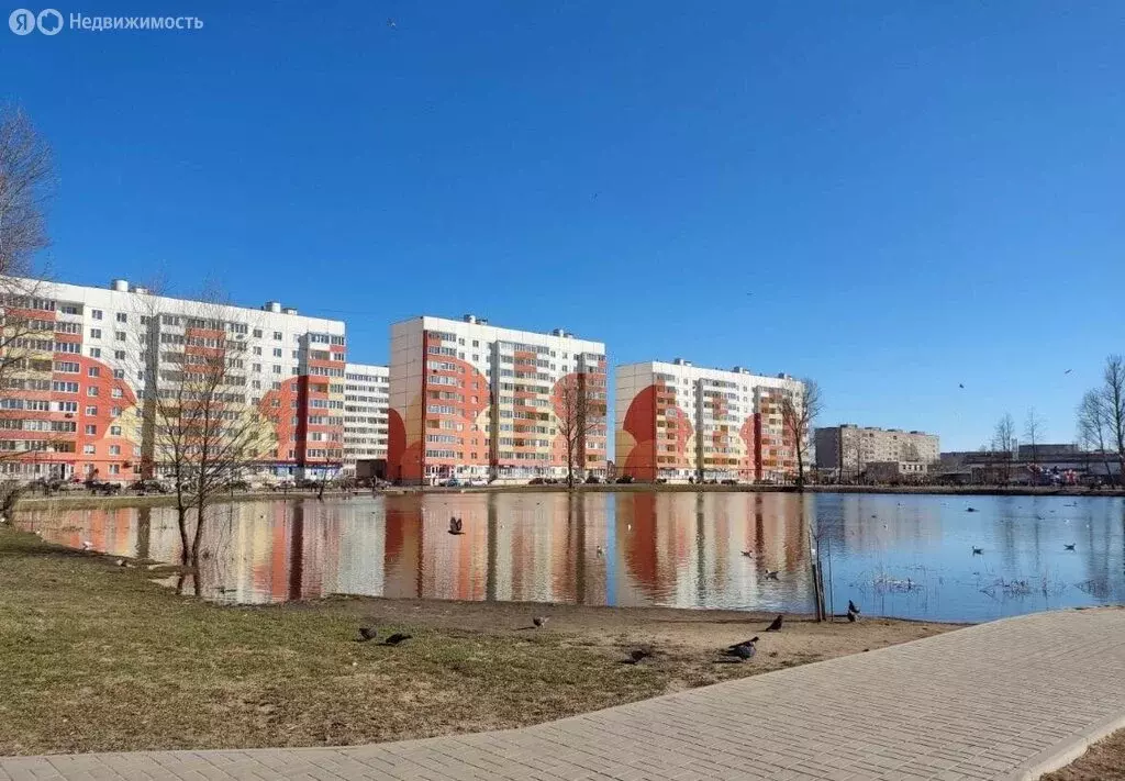 3-комнатная квартира: Великий Новгород, Большая Санкт-Петербургская ... - Фото 1