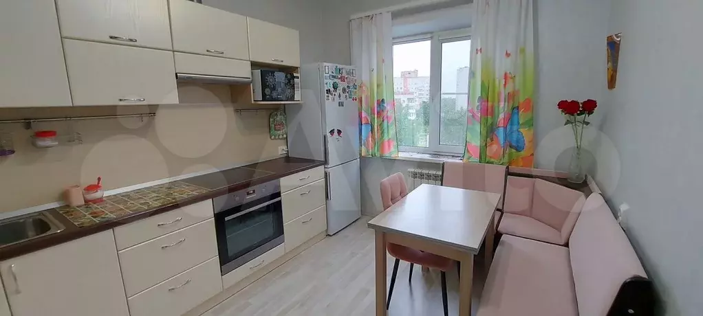 2-к. квартира, 54 м, 5/5 эт. - Фото 0