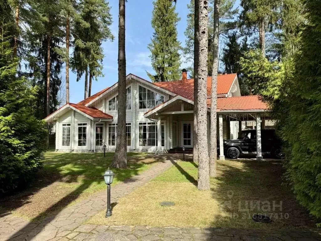 Коттедж в Ленинградская область, Гатчинский район, Вырица городской ... - Фото 1