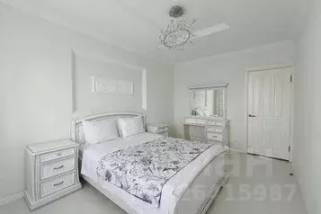3-к кв. Омская область, Омск ул. Крупской, 8/1 (100.0 м) - Фото 1