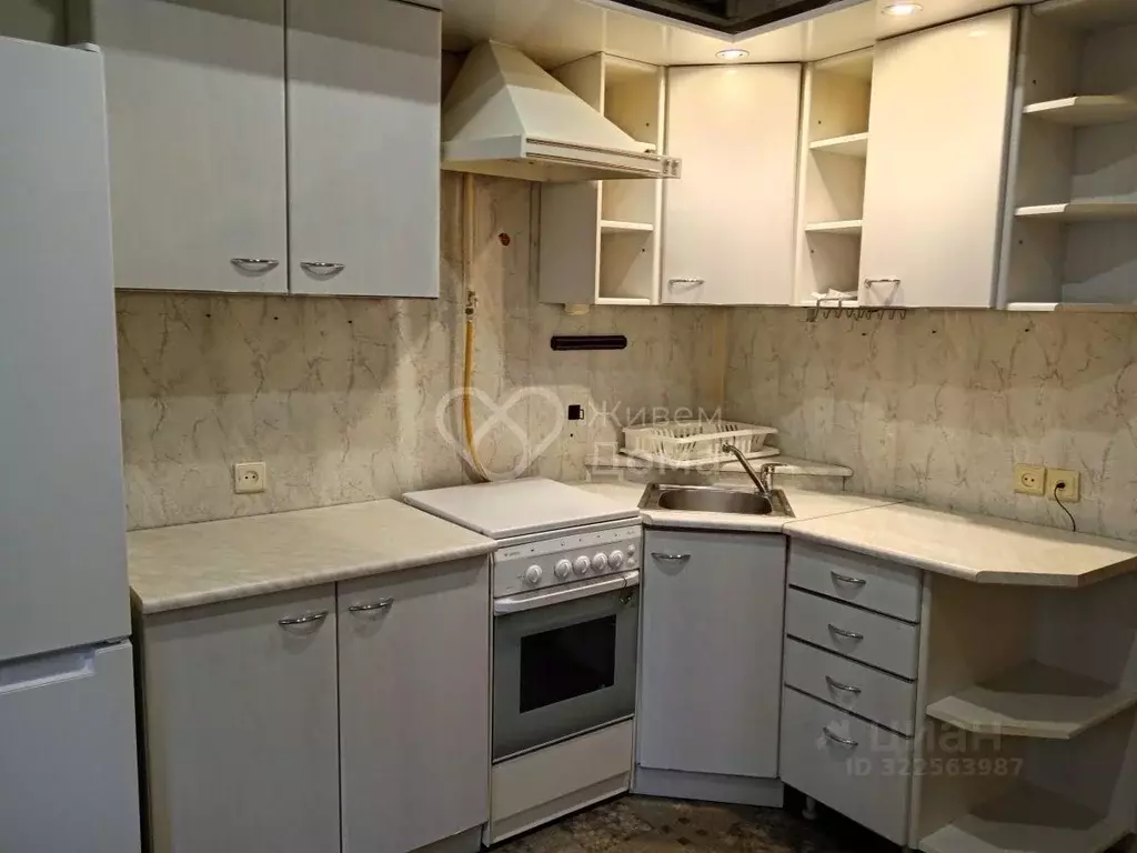 2-к кв. Волгоградская область, Волгоград Комсомольская ул., 10 (53.9 ... - Фото 1