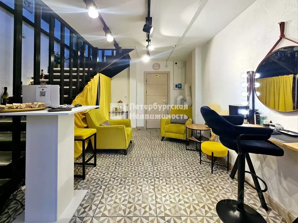 Помещение свободного назначения в Ленинградская область, Мурино ... - Фото 2