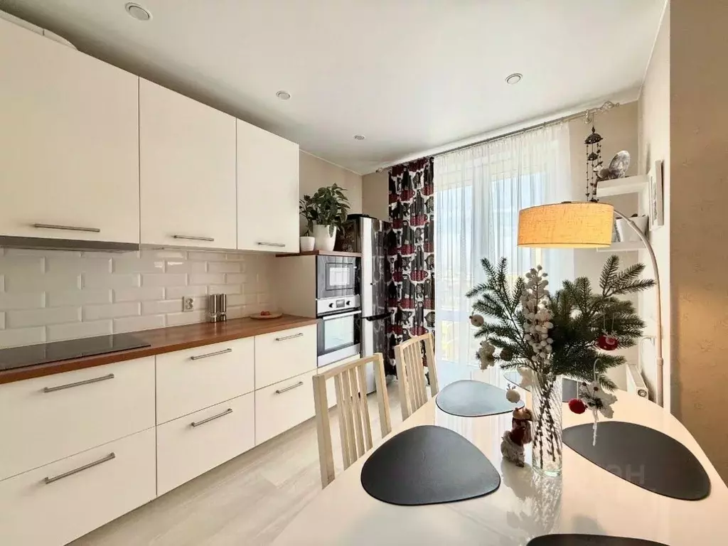 3-к кв. Санкт-Петербург Киевская ул., 6к2 (94.8 м) - Фото 1