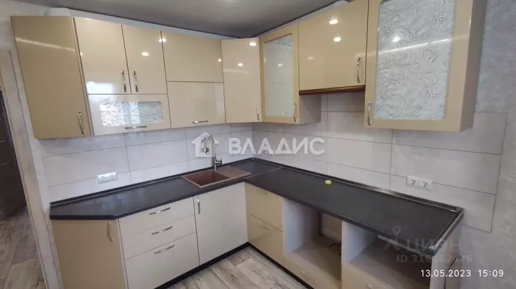 2-к кв. Иркутская область, Ангарск 22-й мкр, 18 (62.2 м) - Фото 1
