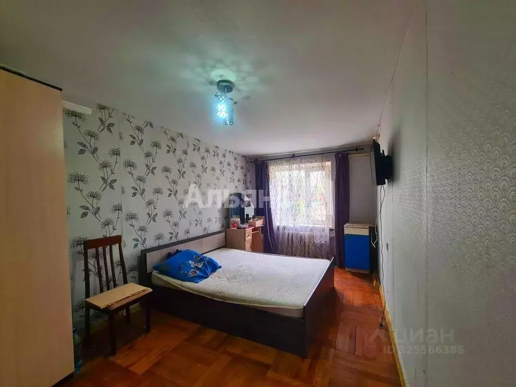 3-к кв. Краснодарский край, Усть-Лабинск ул. Фрунзе, 2А (76.9 м) - Фото 2