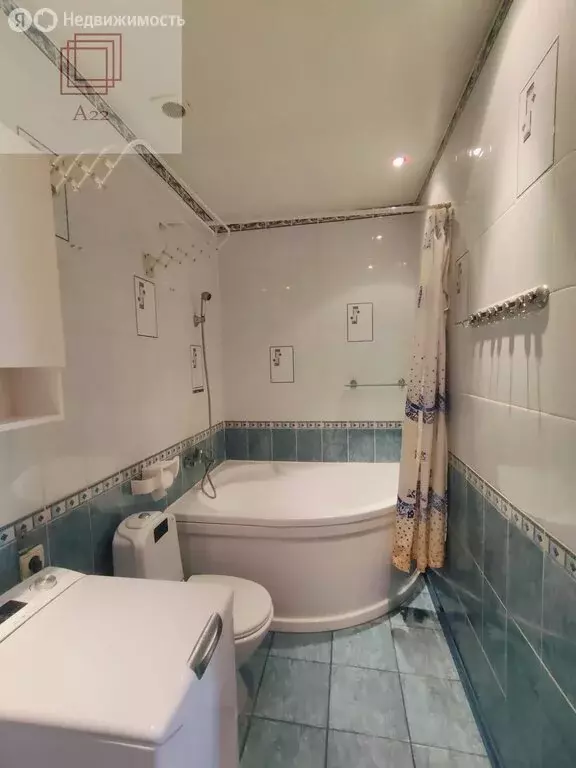 3-комнатная квартира: Новоалтайск, улица 22-го Партсъезда, 10 (66 м) - Фото 1