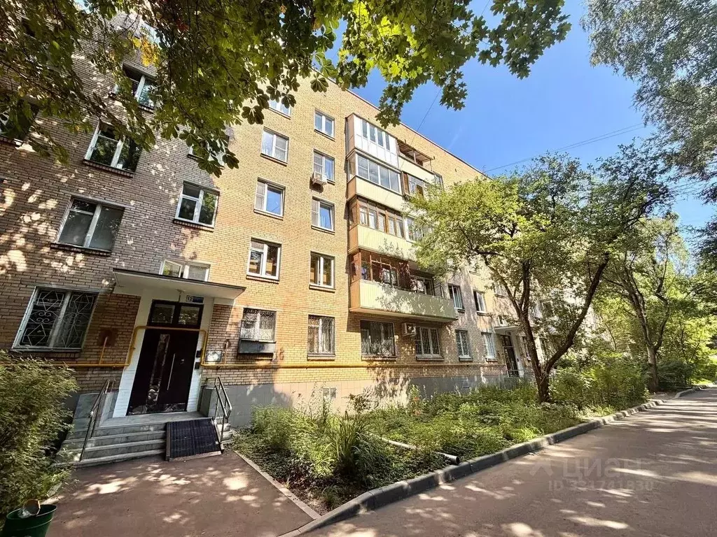 3-к кв. Москва Мосфильмовская ул., 12 (56.9 м) - Фото 1
