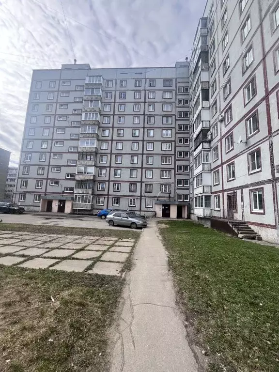 3-к кв. Вологодская область, Череповец ул. Краснодонцев, 110 (64.71 м) - Фото 1