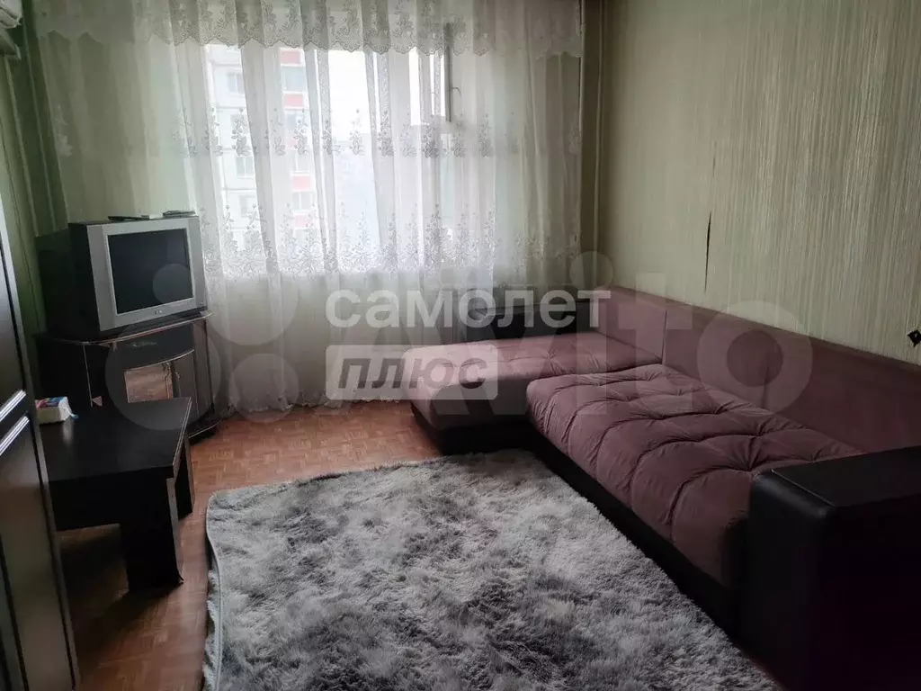 1-к. квартира, 40 м, 6/10 эт. - Фото 1
