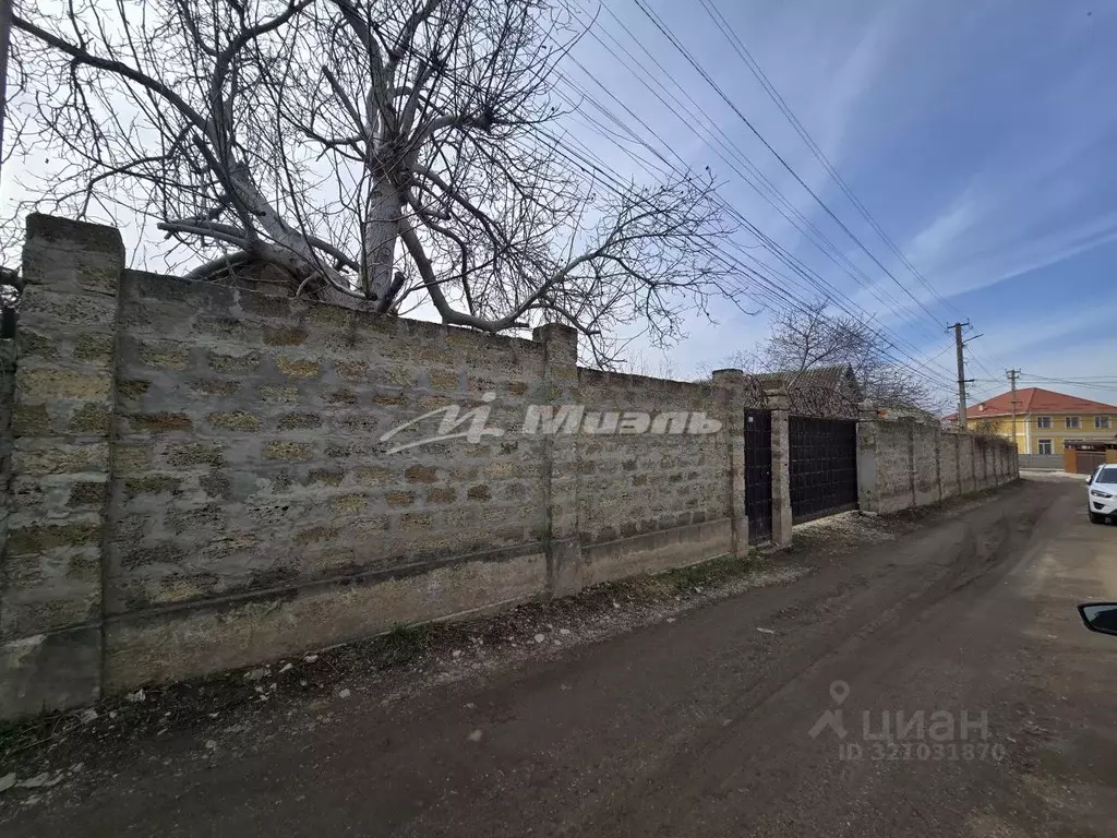 Участок в Крым, Симферопольский район, Молодежное пгт ул. Вокзальная ... - Фото 1