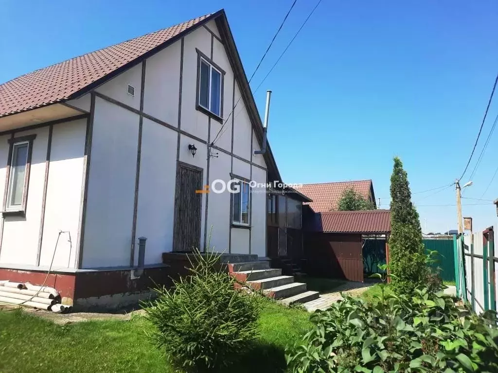 Дом в Брянская область, Брянский район, Отрадненское с/пос, с. ... - Фото 1