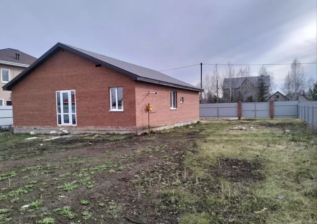 Дом в Самарская область, Красный Яр с/пос, с. Белозерки ул. Березовая, ... - Фото 0