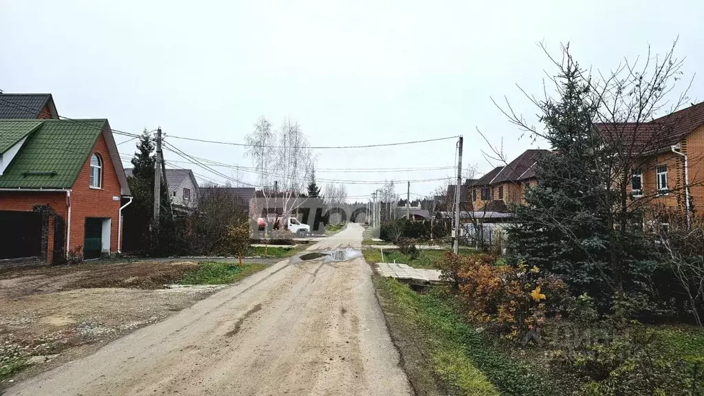 Участок в Московская область, Наро-Фоминск ул. Праздничная (12.08 ... - Фото 0