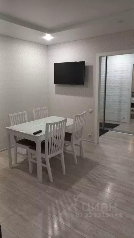 2-к кв. Челябинская область, Челябинск ул. Тарасова, 40 (56.0 м) - Фото 2