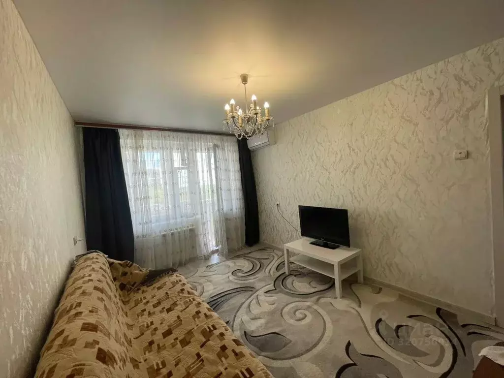 1-к кв. Курганская область, Курган Заозерный жилрайон, 3-й мкр, 13 ... - Фото 2