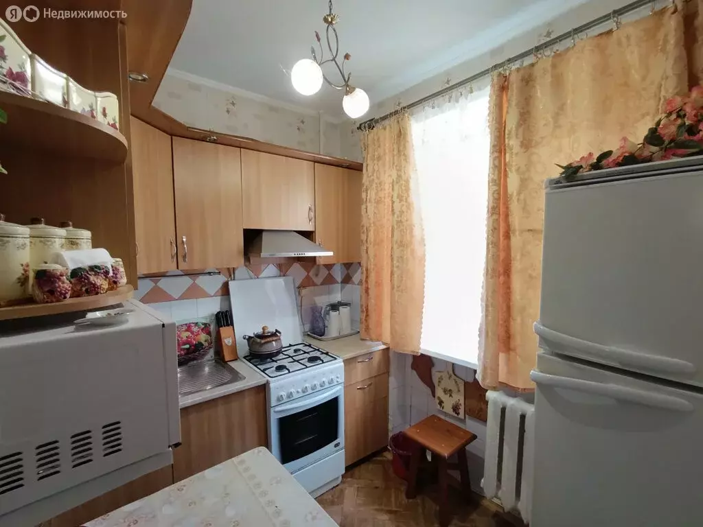 2-комнатная квартира: Ейск, улица Плеханова, 9/3 (48 м) - Фото 1