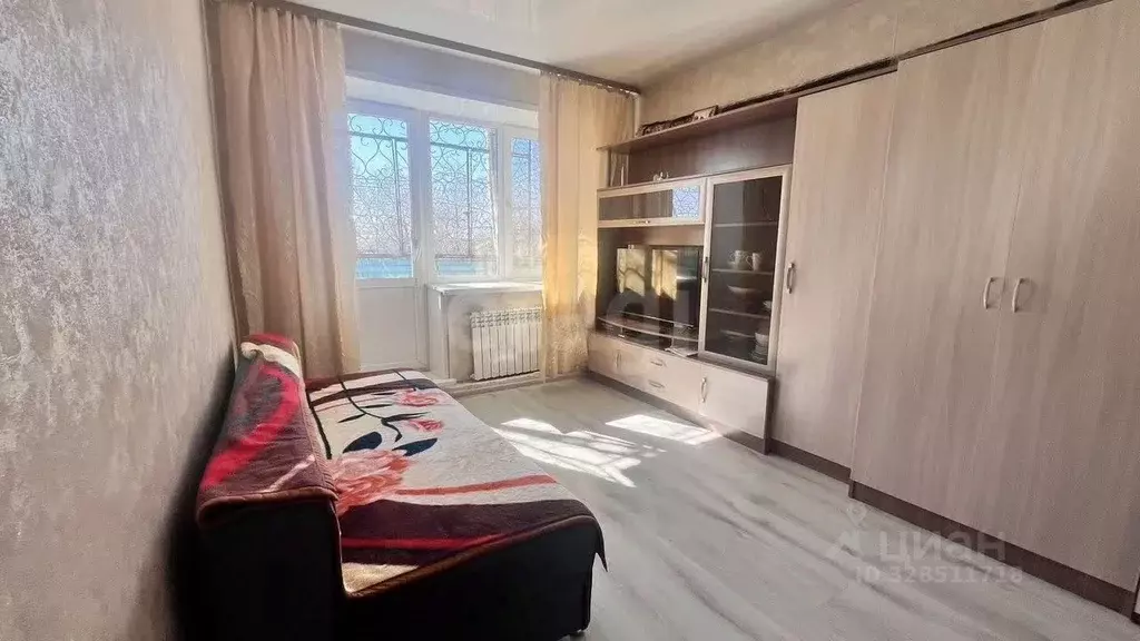 2-к кв. Бурятия, Улан-Удэ ул. Строителей, 39 (29.2 м) - Фото 1