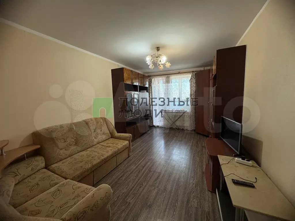 1-к. квартира, 41 м, 8/10 эт. - Фото 0