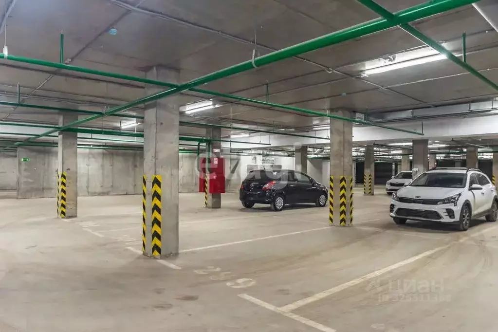 Гараж в Ростовская область, Ростов-на-Дону Звезда Столицы 2 жилой ... - Фото 1