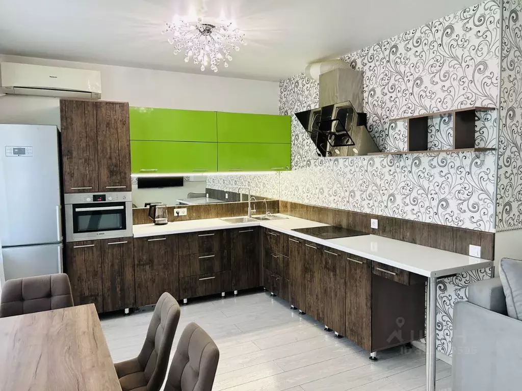 3-к кв. Свердловская область, Екатеринбург ул. Циолковского, 57 (80.0 ... - Фото 1