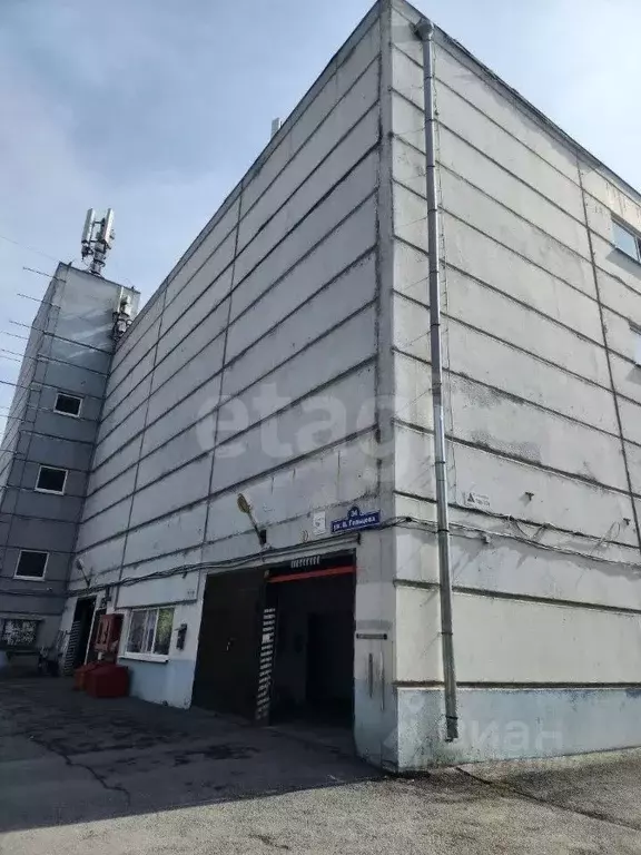 Гараж в Тюменская область, Тюмень ул. Василия Гольцова, 34 (19 м) - Фото 1