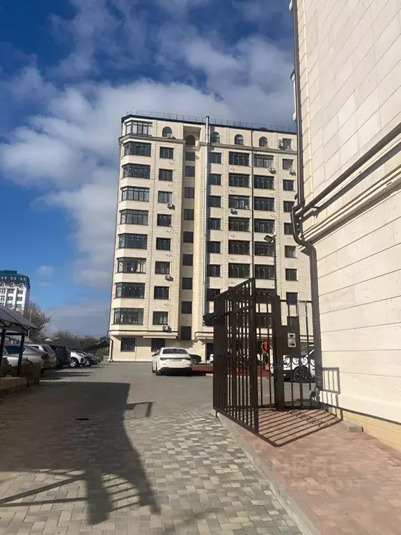 2-к кв. Карачаево-Черкесия, Черкесск Первомайская ул., 52 (63.0 м) - Фото 1