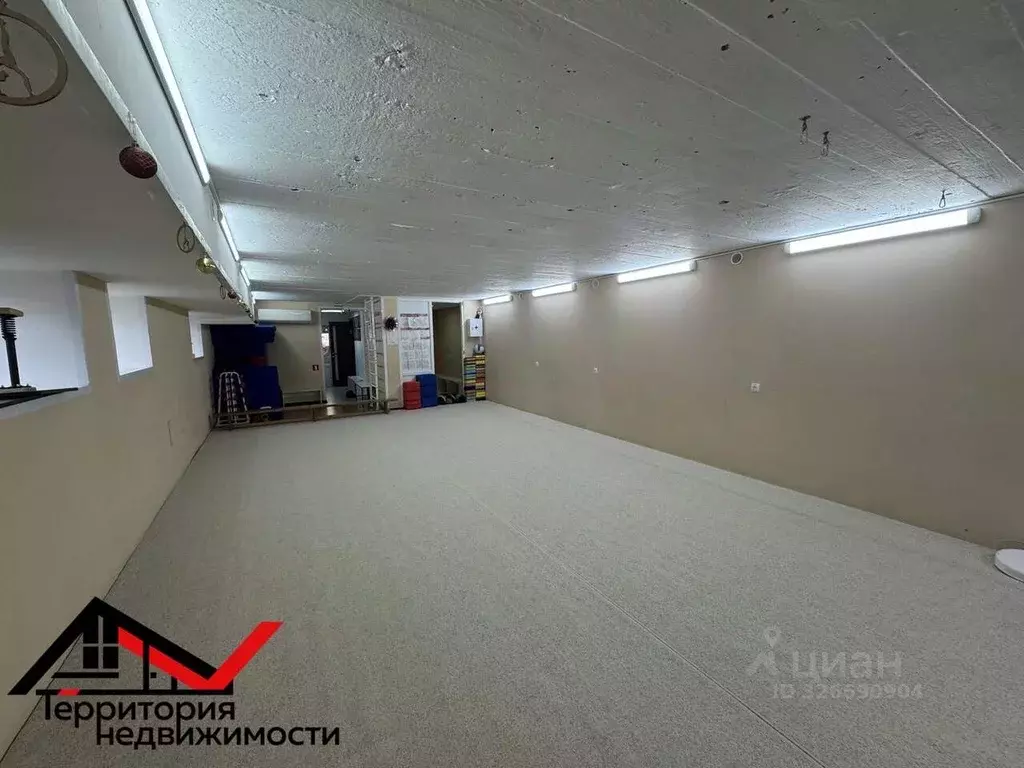 Помещение свободного назначения в Севастополь ул. Корабельная, 27 (85 ... - Фото 2