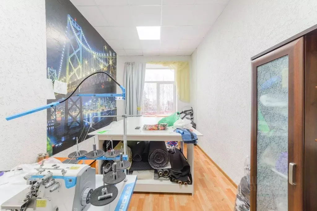 Офис в Свердловская область, Верхняя Пышма ул. Петрова, 11В (15 м) - Фото 0