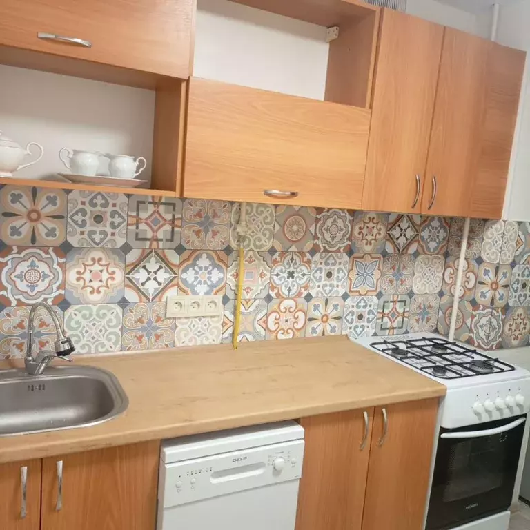 1-к. квартира, 34 м, 2/5 эт. - Фото 1